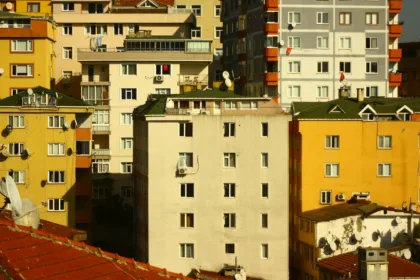 A modern residential building in Turkey for which DASK insurance is mandatory.