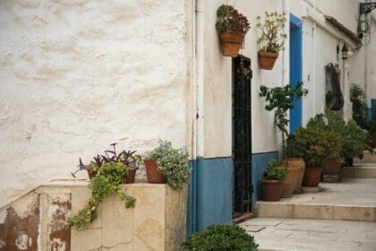 Historic hilltop village in Italy or Spain offering both 1-euro home schemes and affordable real estate investment opportunities.